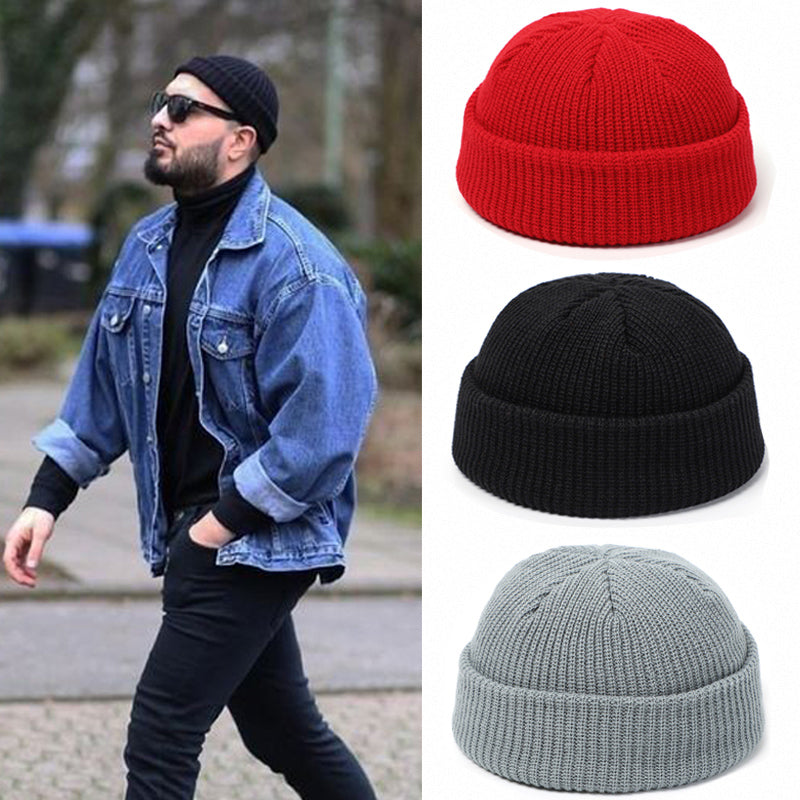 Hat winter knitted beanie hat with retro style. Warm and soft skullcap hat for men and women, perfect for cold weather, casual wear, and outdoor activities.
