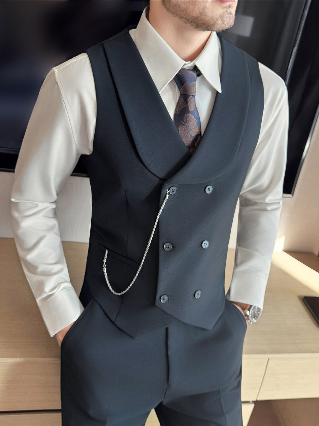 Men's Yarn-dyed High Double-breasted Shawl Collar Vest