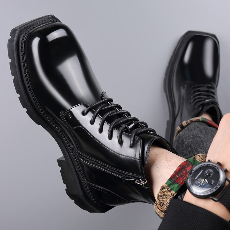 Insulated Boots With A Side Zipper Feature A Thick Sole